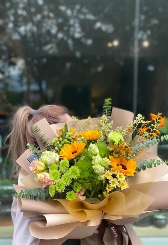 父亲节+毕业季，花店告诉你适合送哪些花